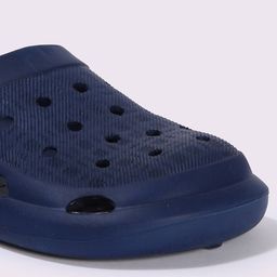 yousta Men Checked Clogs with Slingback image 5