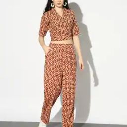 Geometric Printed Wrap Crop Top with A Belt-11
