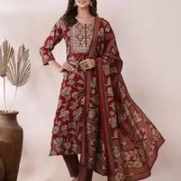 Women Floral Print Straight Kurta Set with Dupatta-image-0