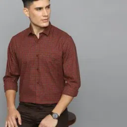 Men Checked Slim Fit Shirt with Patch Pocket-image-100