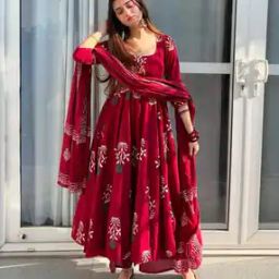 Women Floral Print Flared Kurta Suit Set-image-21