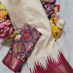 Women Patola Pattern Saree with Contrast Border-picture-36