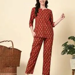 Women Stripes Loungewear Set-picture-18