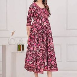 Women Floral Print Square-Neck Anarkali Kurta-image-1
