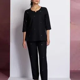 berrybird Women Floral Print Top & Pyjamas Set-picture-31