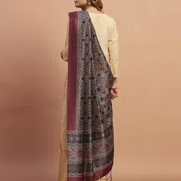 akshadeep Women Paisley Dupatta-picture-43