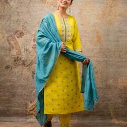 Women Embroidery Kurta Set-image-9