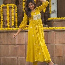 Women Printed Anarkali Kurta Suit Set-image-35