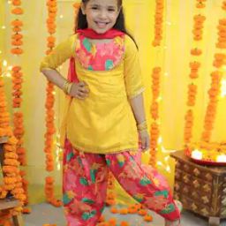 Girls Floral Print Kurta Suit Set-image-61