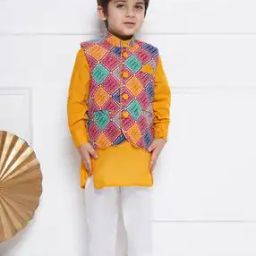Boys Floral Print Kurta Pyjamas Set-image-19