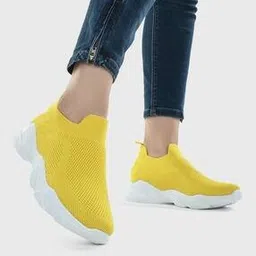 Low-Top Slip-On Shoes-image-79