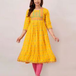 Women Floral Print Flared Kurta-image-56