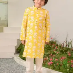 Floral Print Kurta Pyjamas Set-picture-16