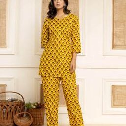 Women Floral Print Top & Pyjamas Set-image-28