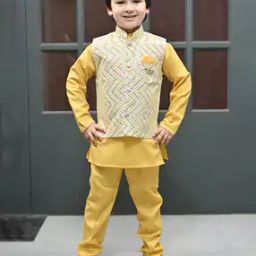 Boys Chevrons Kurta Pyjama Set-image-39