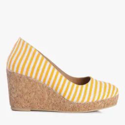 Women Striped Yellow Pumps-12