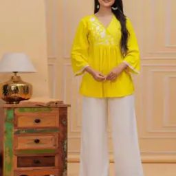 Women Embroidered V-Neck Kurti-image-69