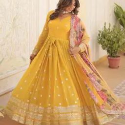 Women Embroidery Anarkali Kurta Set-picture-21