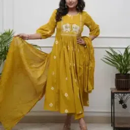 fabnex Women Embroidery Flared Kurta Set-picture-11