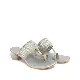 Women Embellished Toe-Ring Chunky-Heeled Sandals-image-61