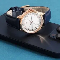 Silver Dial Analogue Fashion Watch with Leather Strap For Women-image-23