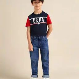Boys Lightly Washed Regular Fit Jeans-image-15
