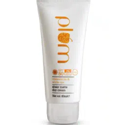 plum Chamomile & White Tea Sheer Matte Day Cream image 1
