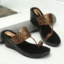 Women Toe-Ring Slip-On Wedges-image-81