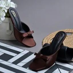 Women Colourblock Kitten Heeled Sandals -31
