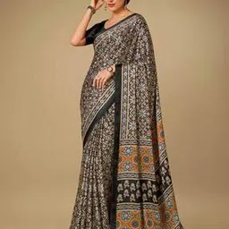 Floral Print Crepe Saree with Blouse Piece-image-22
