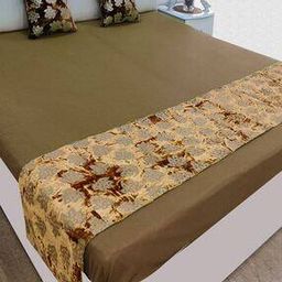 Leaf Woven Bed Runner with Cushion Covers-15