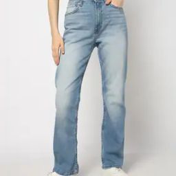Women Straight Fit Light -Wash Jeans-image-79
