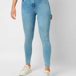 Women Lightly Washed K4014 High-Rise Skinny Fit Jeans-image-51