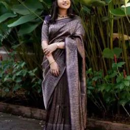 Women Floral Woven Banarasi Saree with Contrast Border-image-19