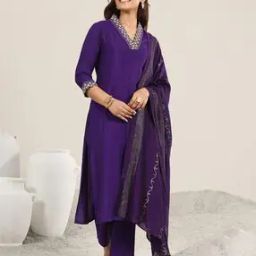 Women Embellished Straight Kurta Set-image-32