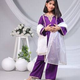 Girls Round-Neck 3-Piece Kurta Set-image-4
