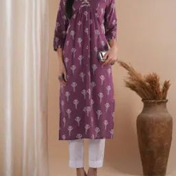Women Floral Print Straight Kurta Set-image-18