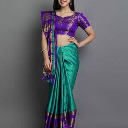 Women Floral Woven Saree with Contrast Zari Border-image-1