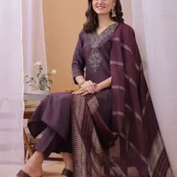 Women Embroidered Straight Kurta Suit Set-picture-31