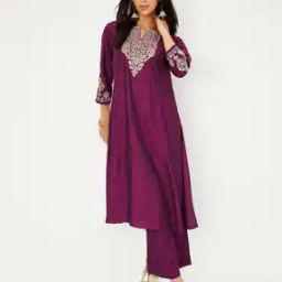 Women Embroidered Kurta Set-picture-48