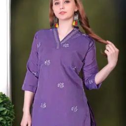 Women Cotton Printed V-Neck Tunic -image-20