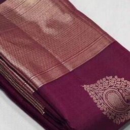 Women Kanjivaram Soft Silk Sarees With Blouse Piece-image-3