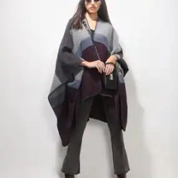 Women Colourblock V-Neck Cape-image-4