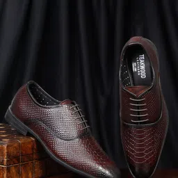 Teakwood Leathers Men Textured Leather Formal Oxfords-image-40