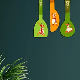 SAF 3-Pcs Green & Orange Printed Spoon Shaped MDF Pine Wooden Wall Hangings-picture-42