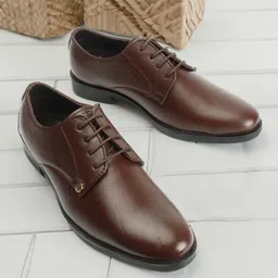 Carlton London Men Textured Leather Formal Derbys-image-62