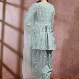 Stylum Green Ethnic Motifs Printed Empire Thread Work Kurti with Dhoti Pants & Dupatta image 5