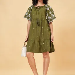 Honey by Pantaloons Floral Print Tie-Up Neck A-Line Dress-16