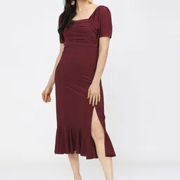 Tokyo Talkies Maroon Sheath Midi Dress-image-47