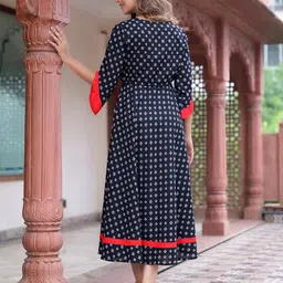 YASH GALLERY Women Black & Off-White Printed A-Line Dress-image-90